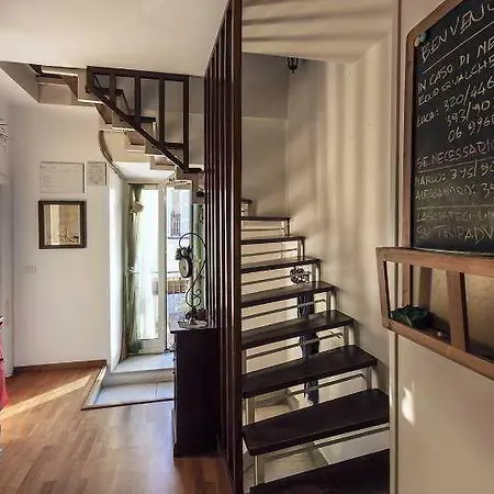 Domus Angularia Guest house 5*