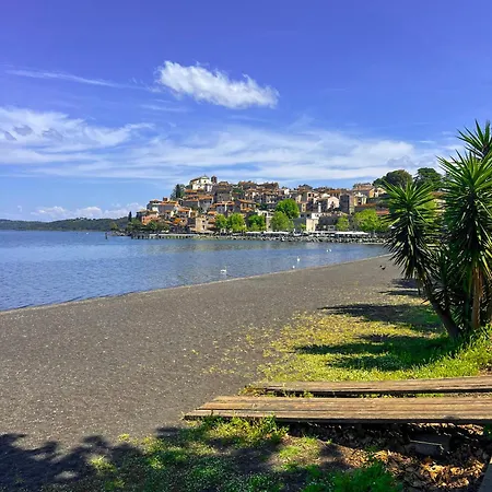 Konukevi Domus Angularia 3*