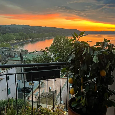 Konukevi Domus Angularia 3*