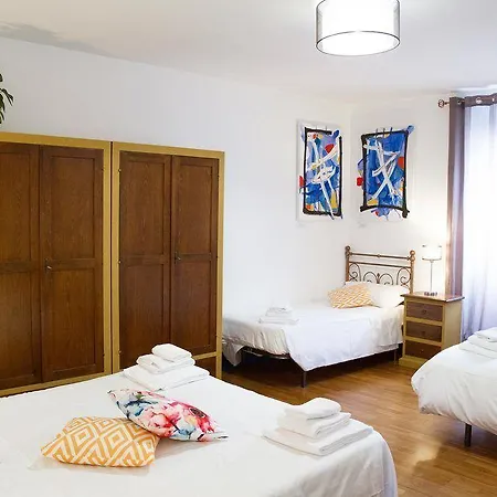 Domus Angularia Konukevi 3*