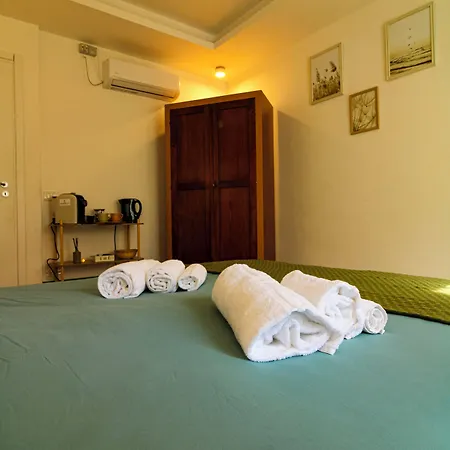 Domus Angularia 3*