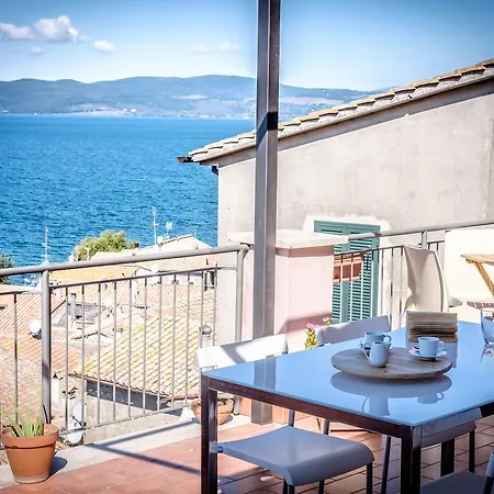 Guest house Domus Angularia Anguillara Sabazia