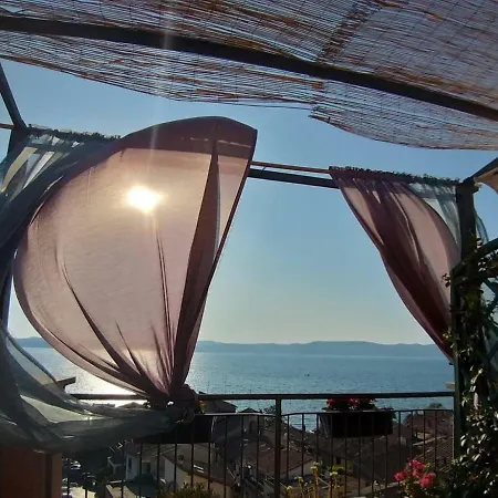 Guest house Domus Angularia Anguillara Sabazia